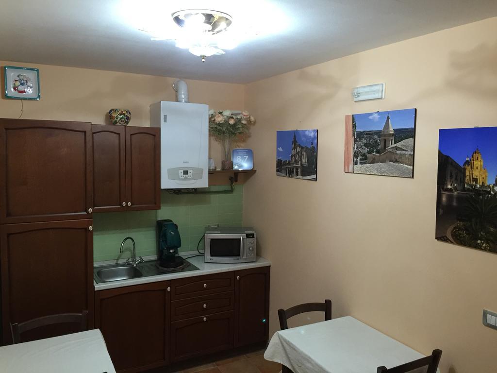 Bed & Breakfast H24